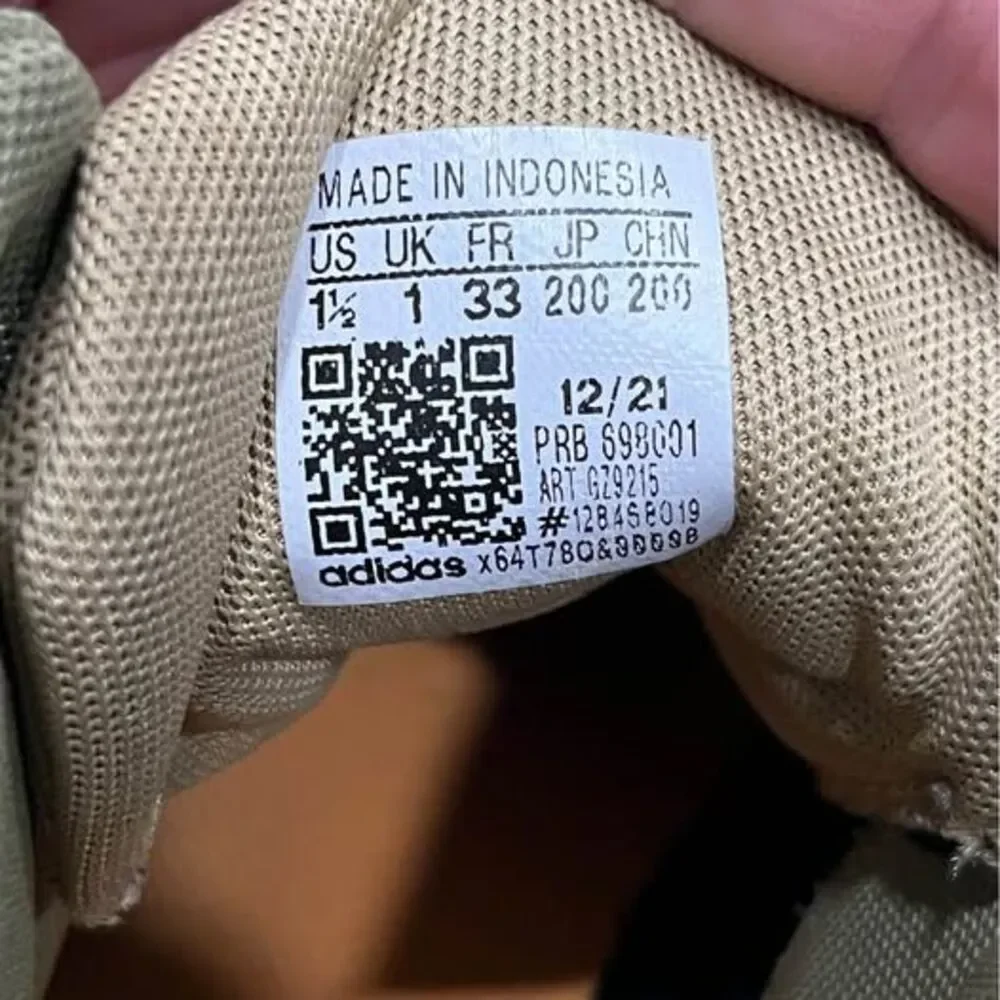 ADIDAS Terrex Hyperhiker Mid Hiking Boots Kids Youth Size 1.5 GZ9215 Beige Tan